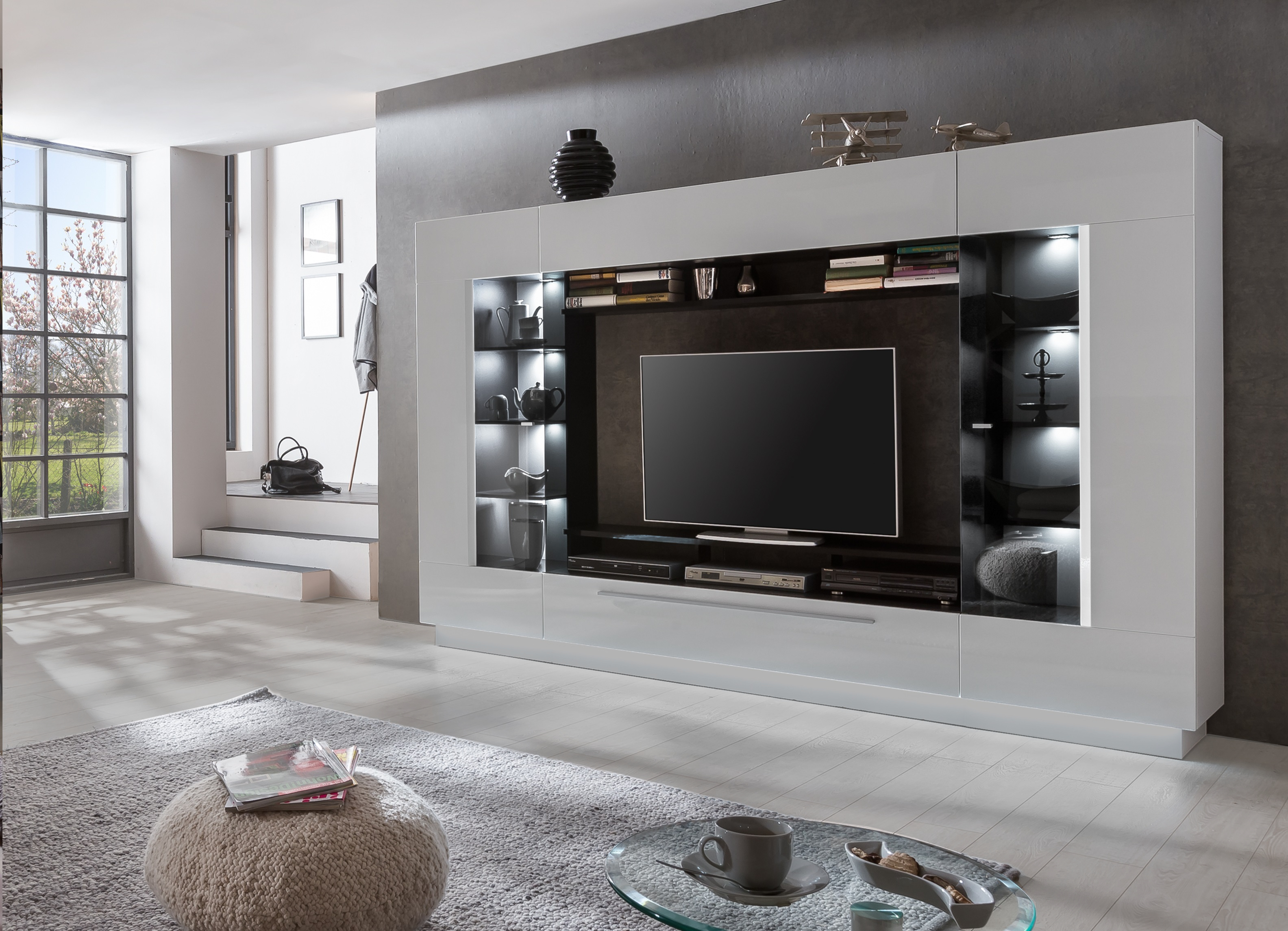 Entertainment-Center Sensis