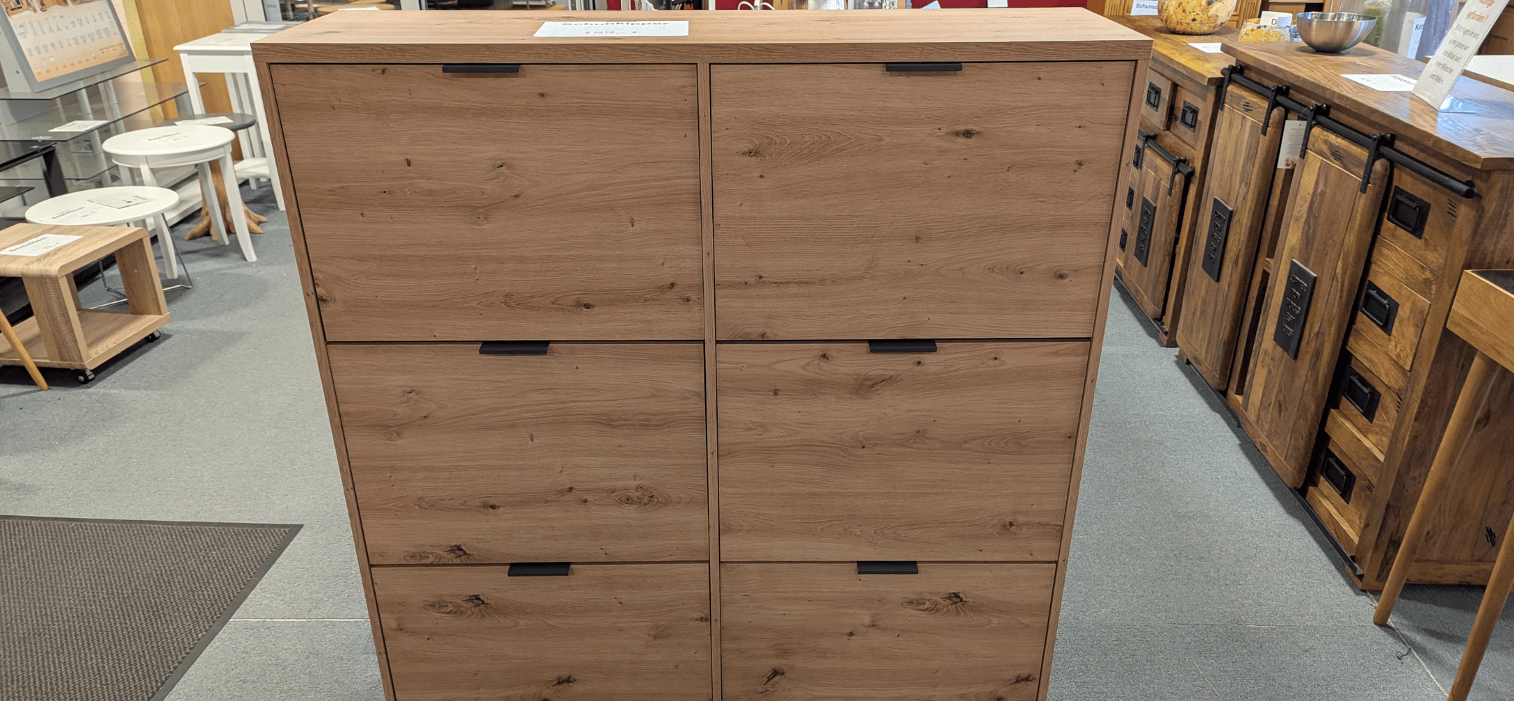 Schuhschrank