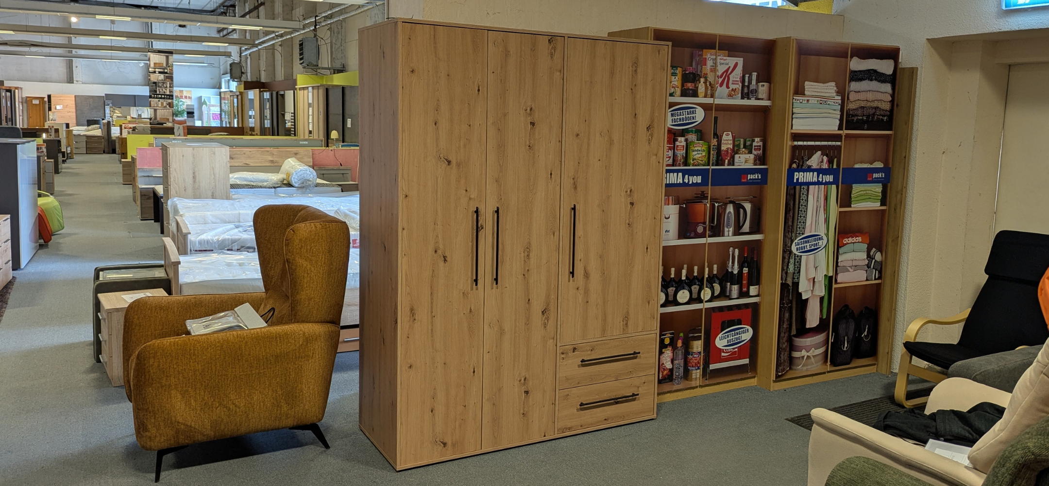 Kleiderschrank